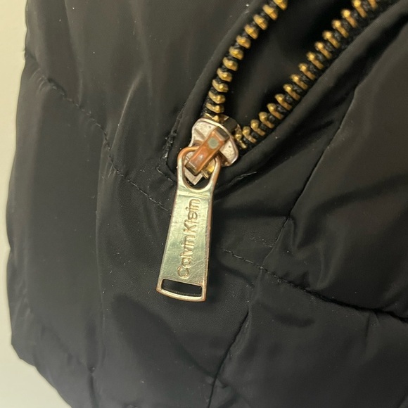 Calvin Klein Womens Ladies Black Zip Front Puffer Sleeveless Vest Size Large -B1 - Picture 3 of 3